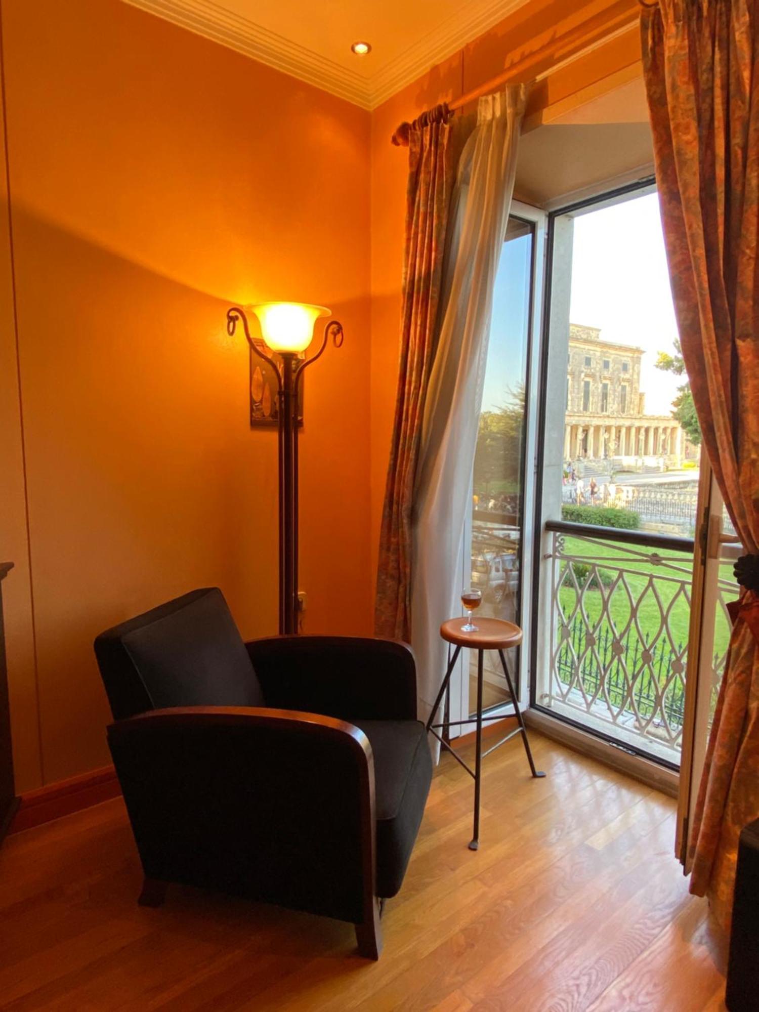 Palazzo Luxury Suite - View To Liston Square & Old Fortress Of Corfu Old Town Exteriör bild