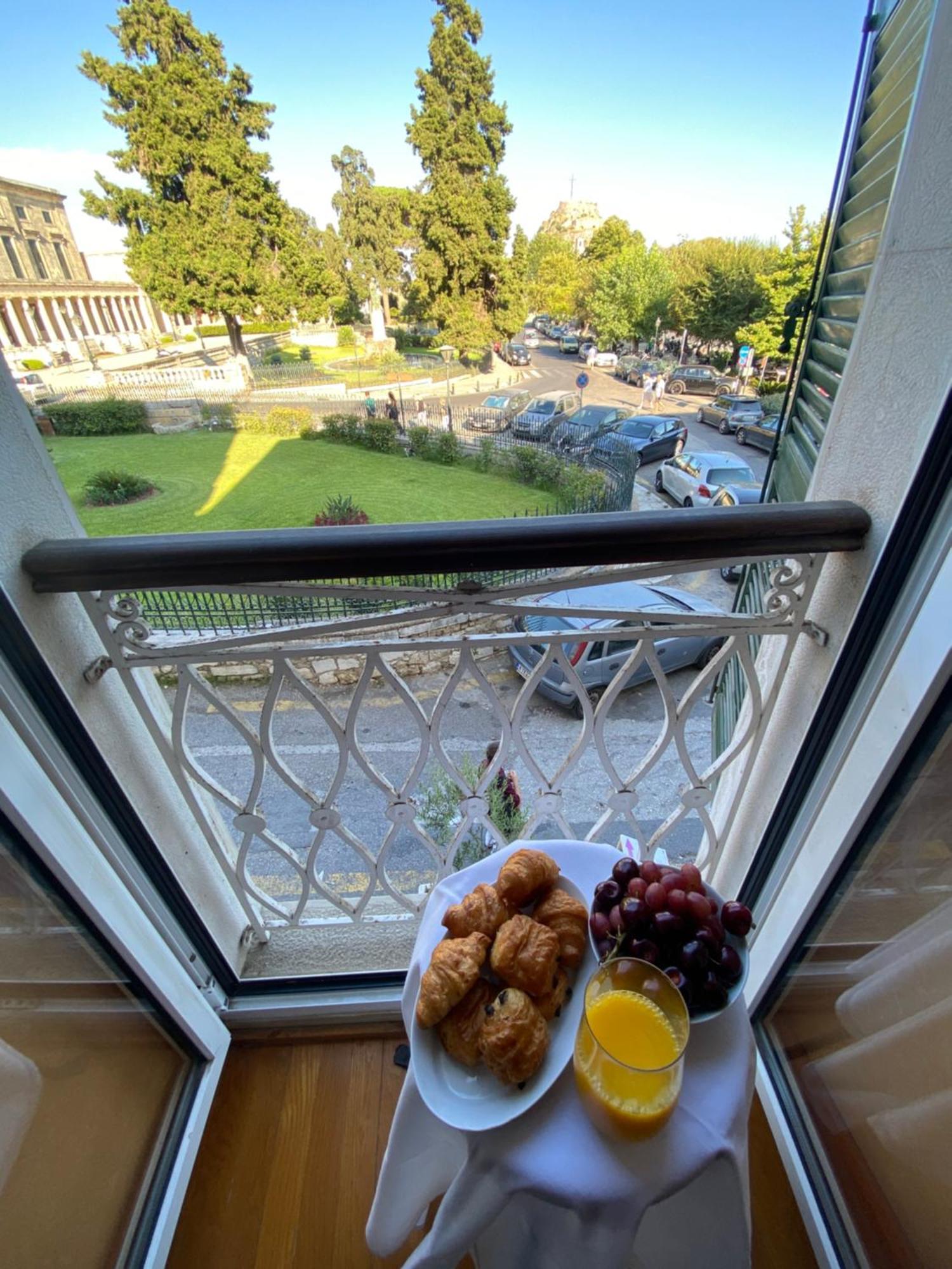 Palazzo Luxury Suite - View To Liston Square & Old Fortress Of Corfu Old Town Exteriör bild