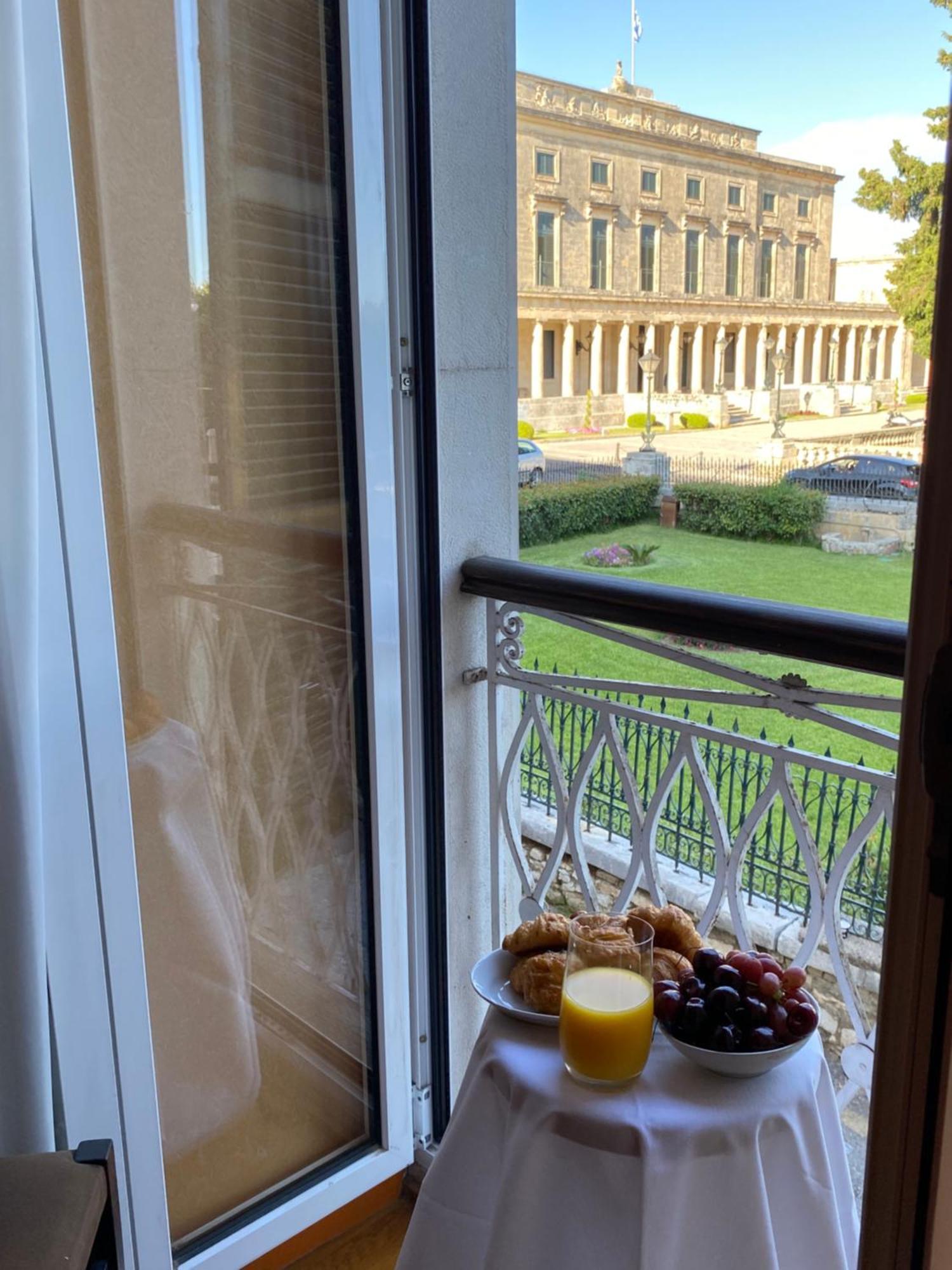 Palazzo Luxury Suite - View To Liston Square & Old Fortress Of Corfu Old Town Exteriör bild
