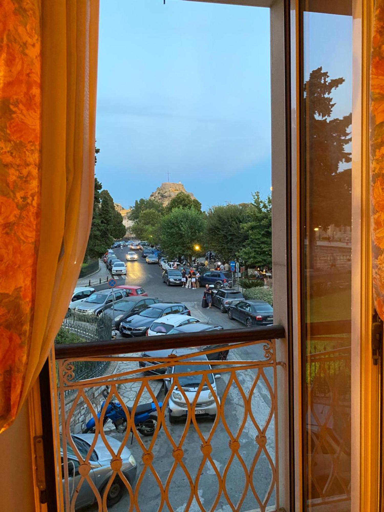 Palazzo Luxury Suite - View To Liston Square & Old Fortress Of Corfu Old Town Exteriör bild